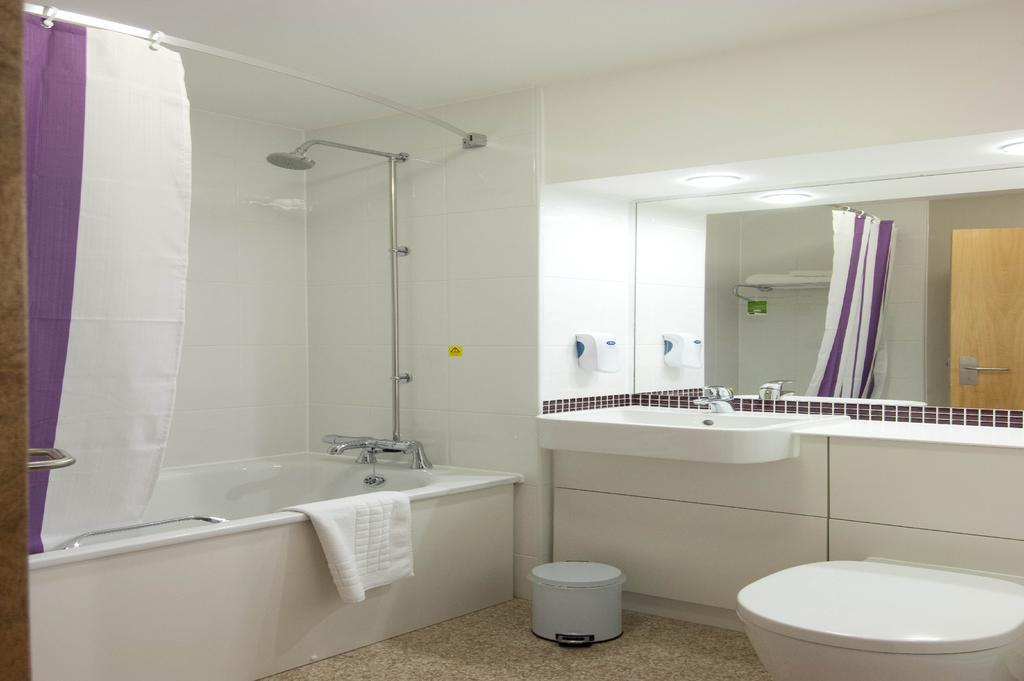 Premier Inn Leamington Spa Town Centre المظهر الخارجي الصورة